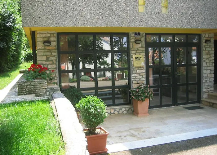 Concept アパート ポレッチ